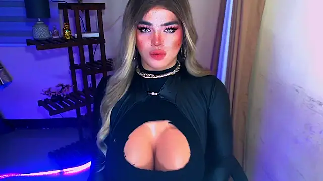 GoddessOFHUGEx Show in webcam