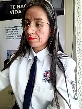 Valentina--1 live XXX chat