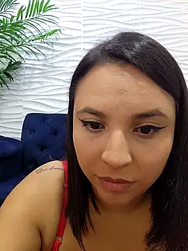 Chat XXX en directo de LizzRouse