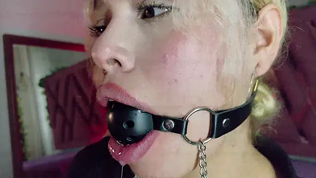 Czat XXX na żywo – Haelycute