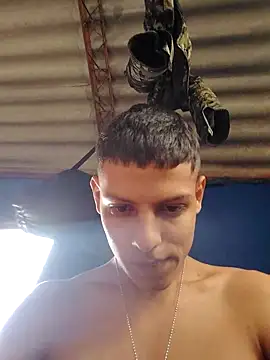 Show modela Pichoneterno na web-kameri