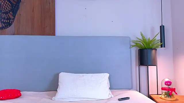 JosselynBrown: онлайн-секс-чат