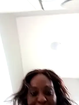 Kwanzoo Obrolan Langsung XXX