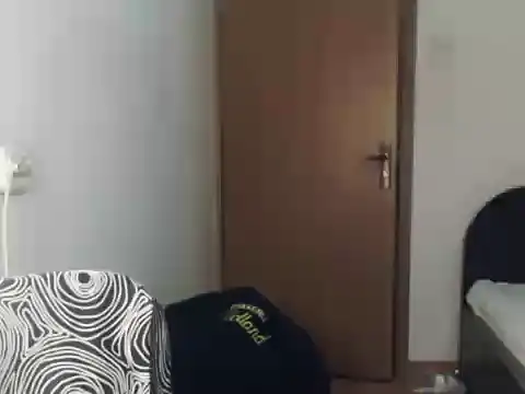 wildpussycat23のウェブカメラショー