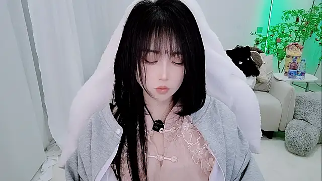 Czat XXX na żywo – Evangelin-e