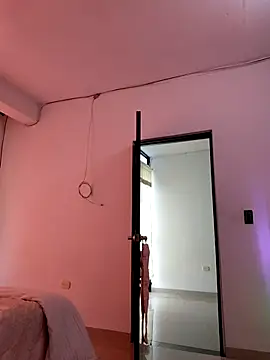 Živý XXX chat __Emma__11__Lecat_