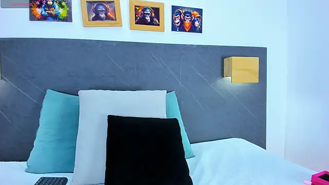 Chat +18 de Andhrea_Vale ao vivo