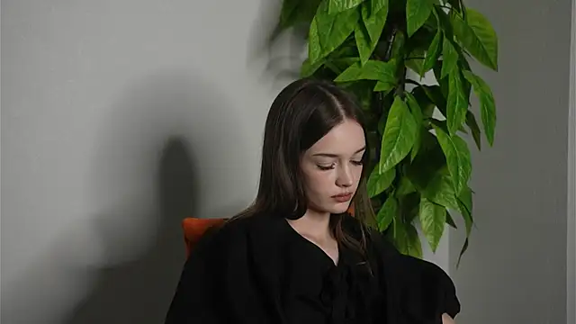 แชท XXX สดของ ElzaTuccillo