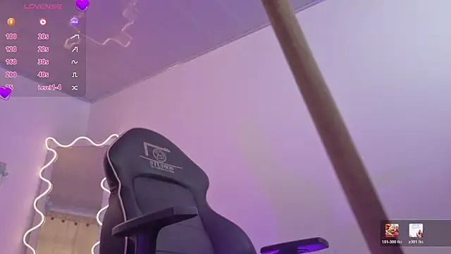 ZURY_TAY Live XXX-Chat