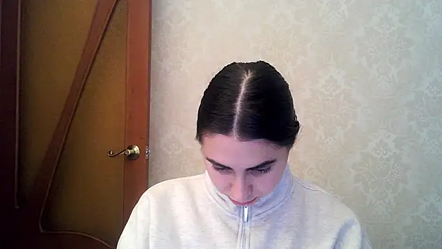 Kashtanka_ Adlı Modelin Canlı XXX Sohbeti