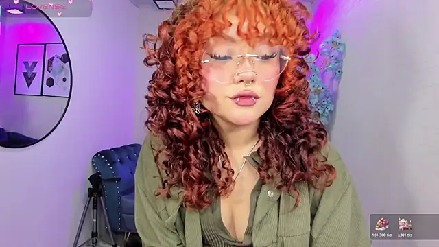 Theia_moon Adlı Modelin Canlı XXX Sohbeti