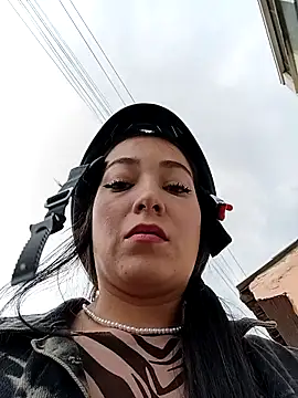 _Luna-1 Live XXX Chat