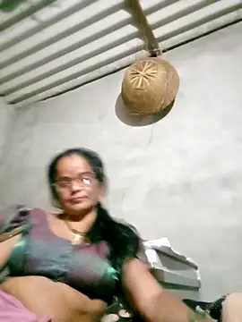 kiiuu_sexe 现场XXX聊天