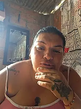 Juli_Powl: онлайн-секс-чат