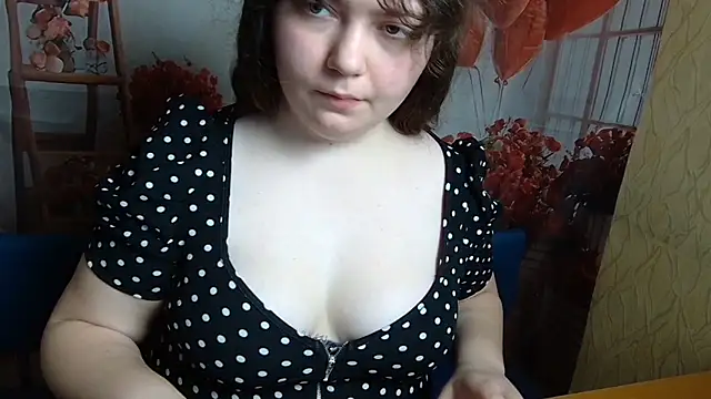 Chat +18 de NeonilaLisova ao vivo