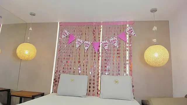 XXX chat uživo modela maryy_campbell_