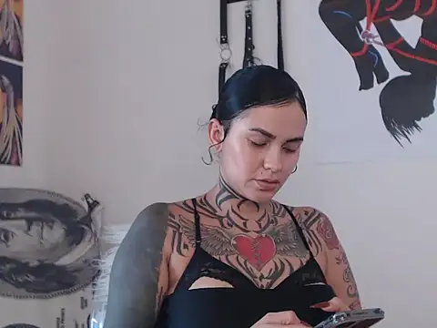 Perola__May live XXX chat