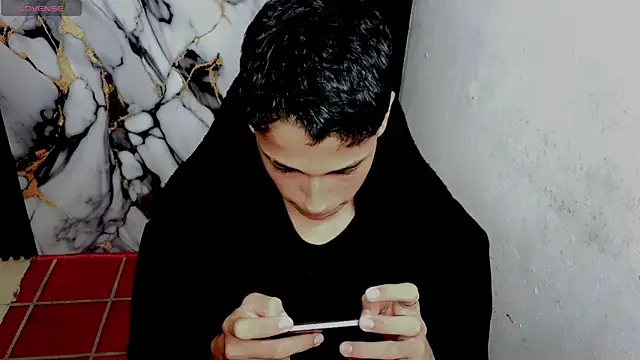 Im_david02 élő XXX-chatje