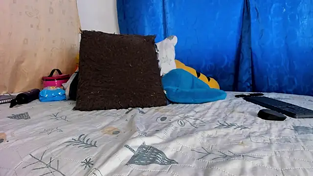 BlowMommy_ live XXX chat