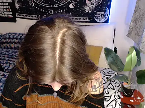 Chatroom XXX en direct de AlienforTwenty