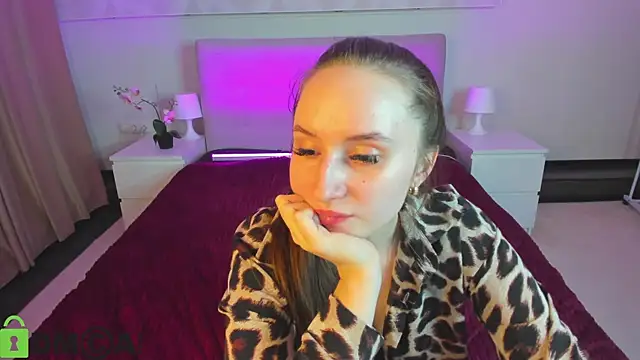 Вебкам-шоу Kira__Sweet