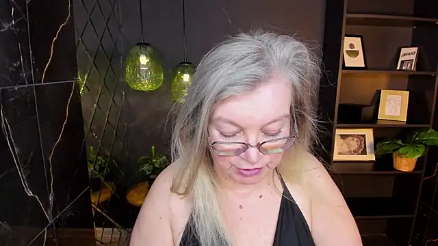 NataliMellown Webbikameraesitys