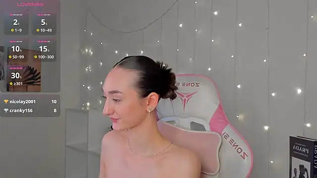 Kelly_Powell Live XXX-Chat