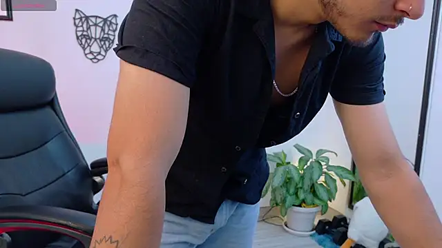 Elian_savoy 网络视讯表演