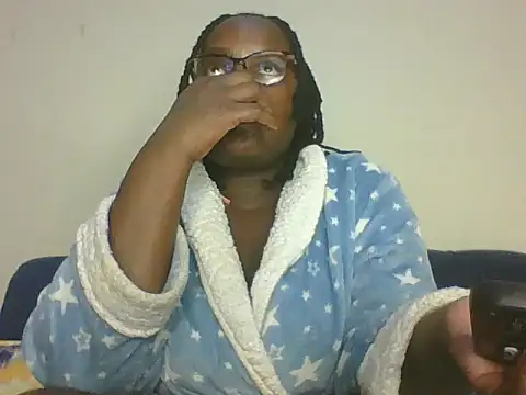 Chat +18 de SUGAR_BOOBIES ao vivo