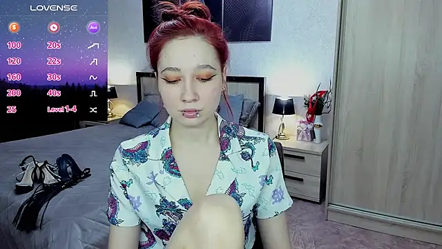 AdrianWild Adlı Modelin Canlı XXX Sohbeti