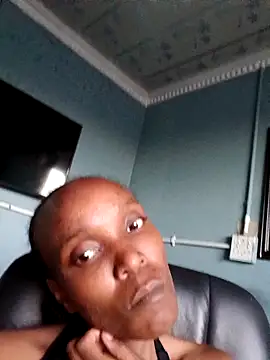 Beverlygurlx6 라이브 XXX 채팅