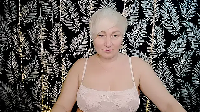 Olivia_playful Adlı Modelin Web Kamerası Şovu