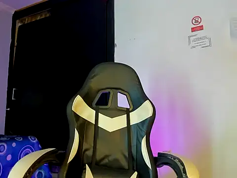 แชท XXX สดของ Ciara_HotTs