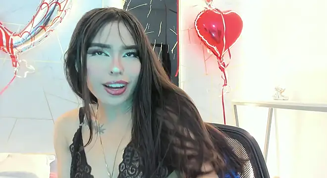 Chat +18 de Cloeandtyfanny ao vivo