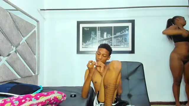 Онлайн чат XXX EvaxEmma