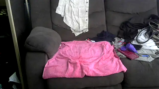 SassyCrystal77's Webcam Show