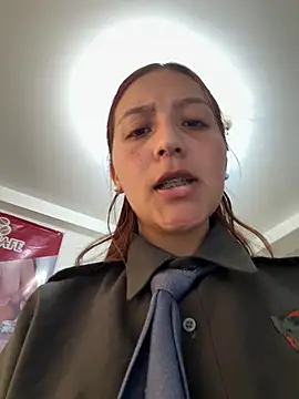 Emily-7_ Chat XXX in diretta