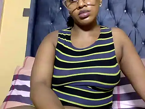 XXX chat uživo modela BOOTY_BANGERxxx