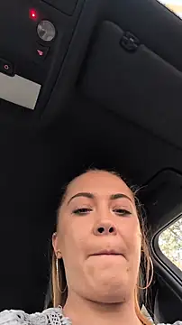 Živý XXX chat Risky_julia2330