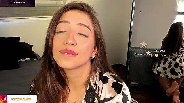 XXX chat uživo modela MERIDA_TAYLOR