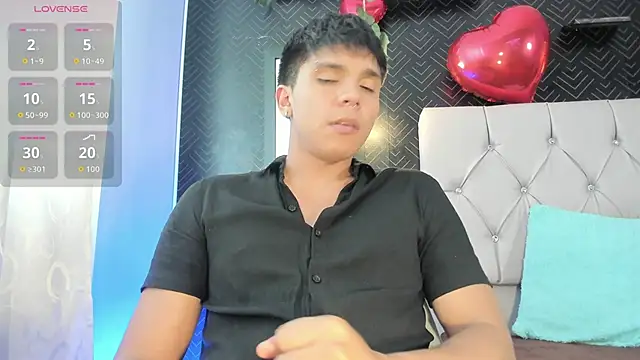 Thiago_Kozak 即時 XXX 聊天