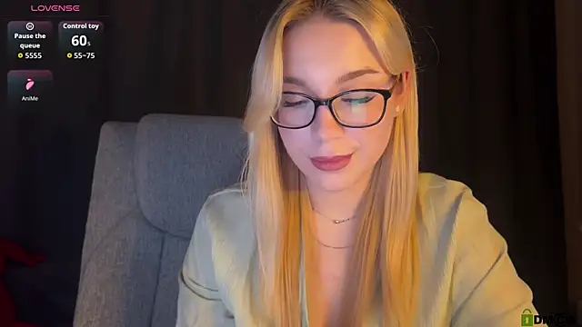 ariashaa's Live XXX Chat