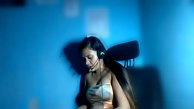 DanitaStride Pertunjukan Webcam