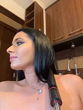 Czat XXX na żywo – Hotmomcheckk_