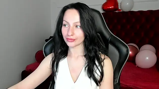 NaomiBlakes Chat XXX in diretta