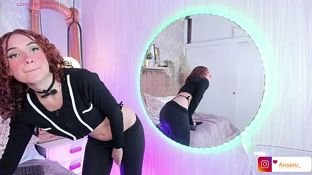 XXX chat uživo modela Anseru_