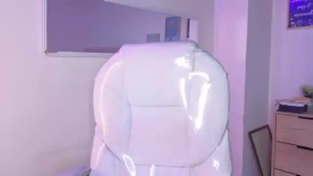 bluee_hazell: онлайн-секс-чат