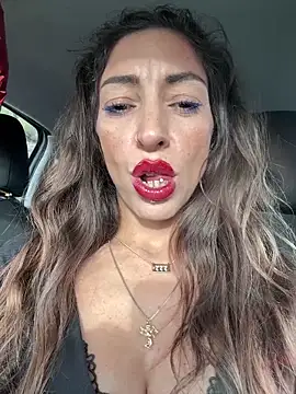 Amani_thewolf Chat XXX live