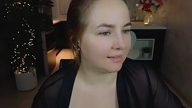 Mira_Mermayd élő XXX-chatje