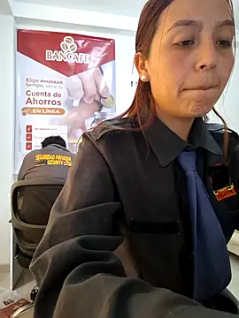 Emily-7_ 即時 XXX 聊天